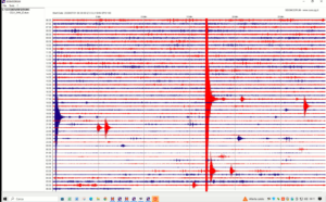 Campi Flrgrei, In questa pagina ciò che è stato registrato dalla forte scossa sismica di Md. 4.7 alle ore gmt 17:46:35 a questa mattina, dalla stazione sismica triassiale radioamatoriale di Calvizzano ik8scr; mancano le scosse inferiori a md 1.3.